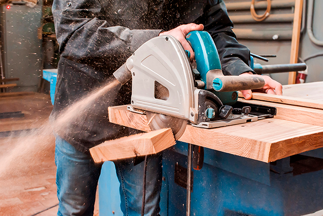 Coupon corso addestramento attrezzature di lavoro: sega circolare